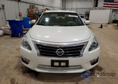 2015 Nissan Altima 2.5 z USA, uszkodzony, nr VIN 1N4AL3AP6FC125283